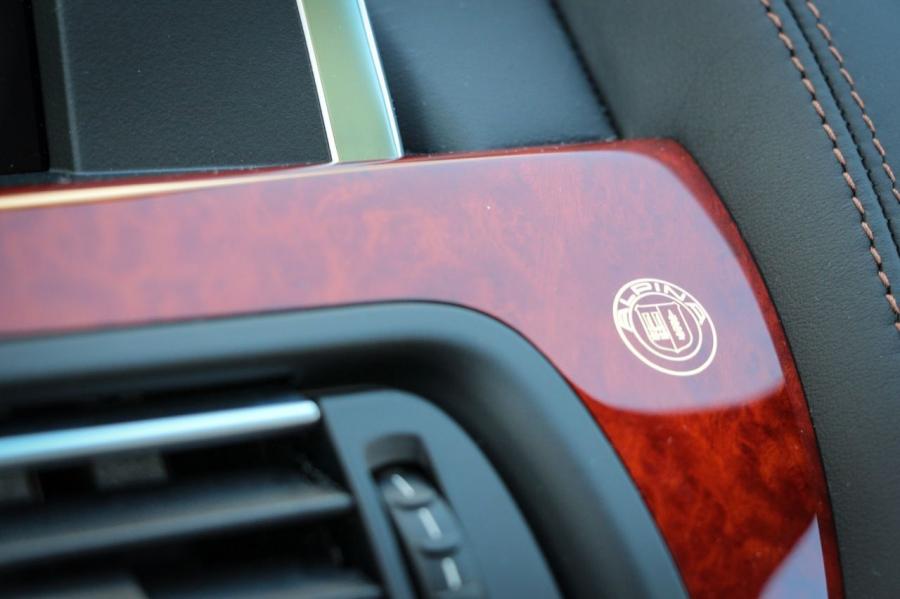 Детали интерьера Alpina B6 Bi-Turbo Gran Coupe (F06) 2015 года  (WW) (фото 40 из 46)